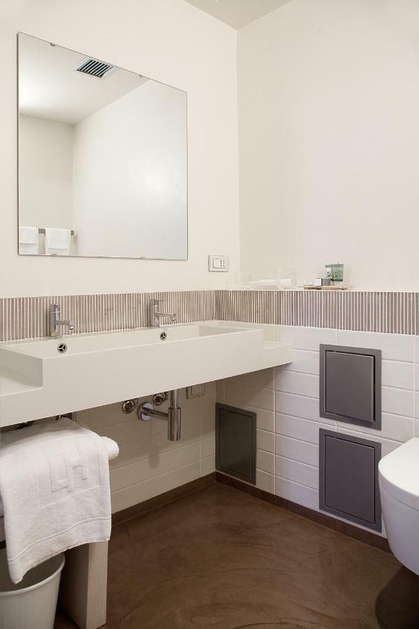 City Hotel Varese Bagian luar foto