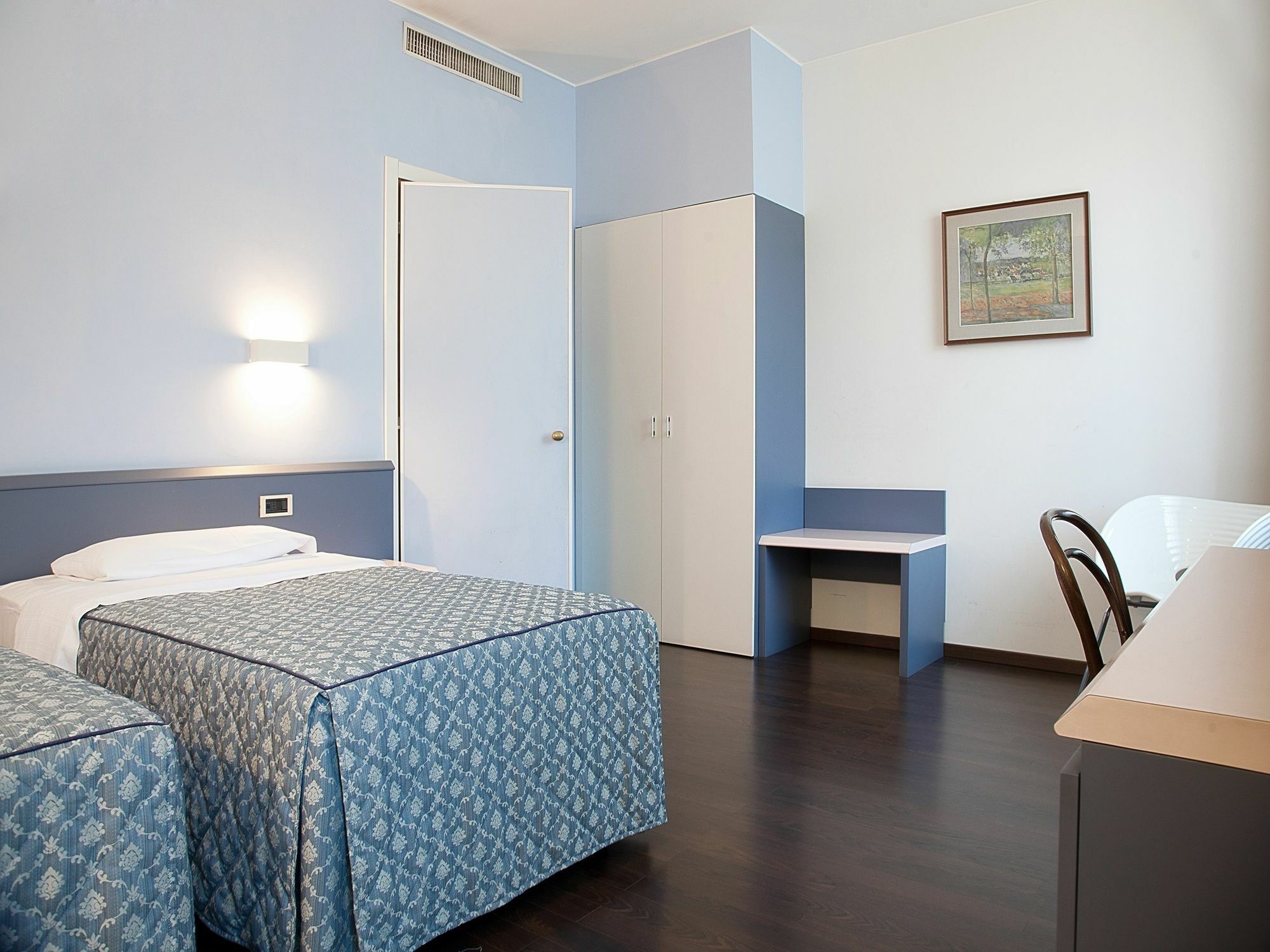 City Hotel Varese Bagian luar foto